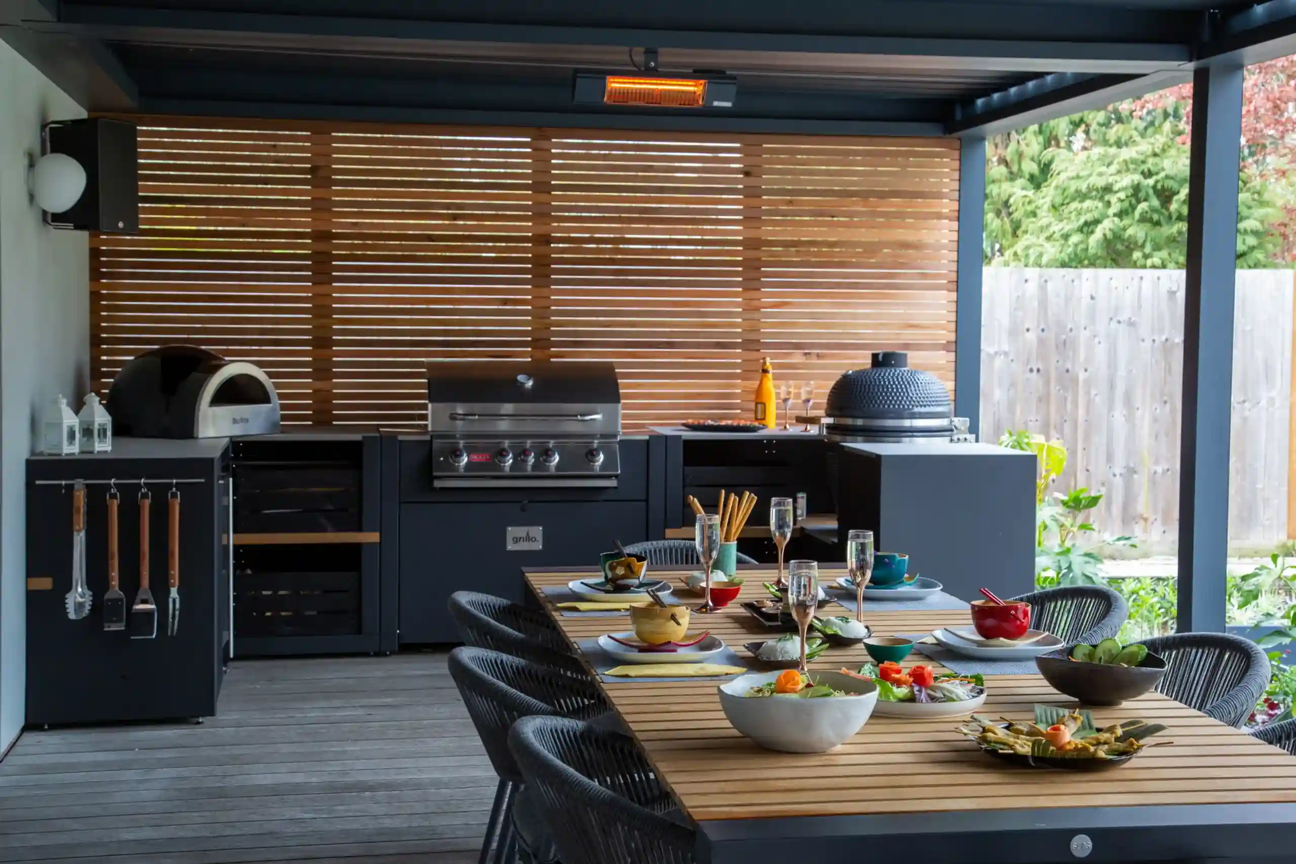 Benefits of Small Outdoor Kitchen Designs for Busy Business Owners