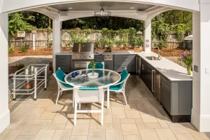 How to plan an outdoor kitchen