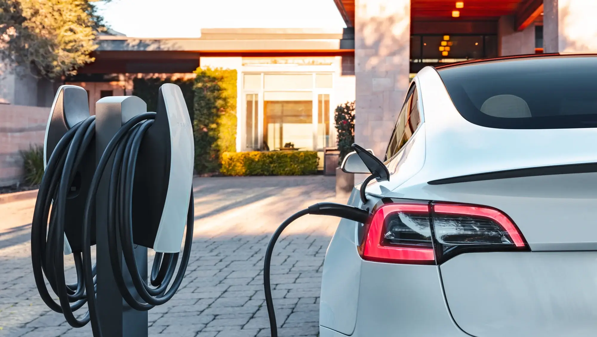 Benefits of EV Charger Installation at Home